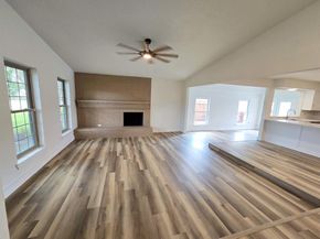 553  Doral Place , Garland Texas 75043