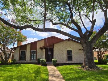 553  Doral Place 