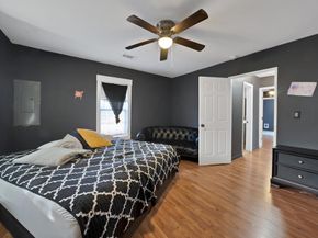 1610  Whitaker Avenue , Dallas Texas 75216