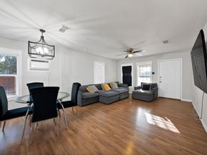 1610  Whitaker Avenue , Dallas Texas 75216