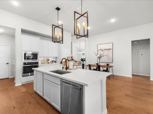10607  Smoky Oak Trail , Argyle Texas 76226