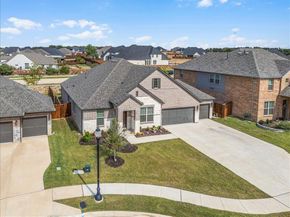 10607  Smoky Oak Trail , Argyle Texas 76226