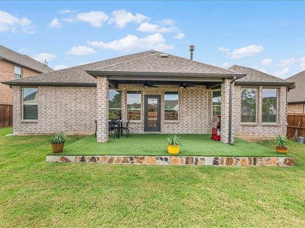 10607  Smoky Oak Trail , Argyle Texas 76226