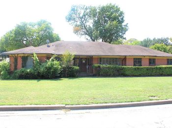 706 W Five Mile Parkway 