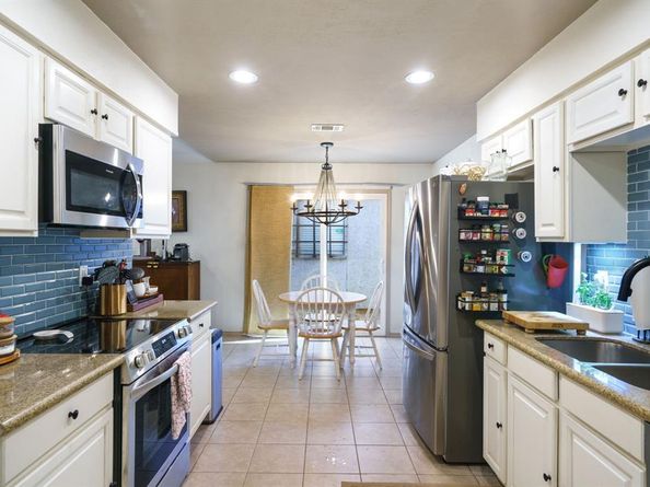 4316  Sycamore Street , Dallas Texas 75204