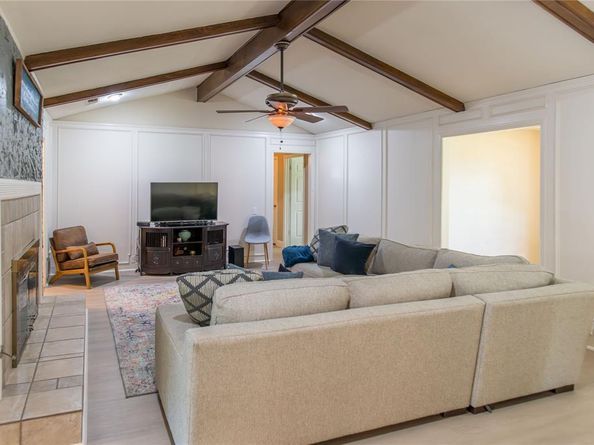 2725  Regal Road , Plano Texas 75075