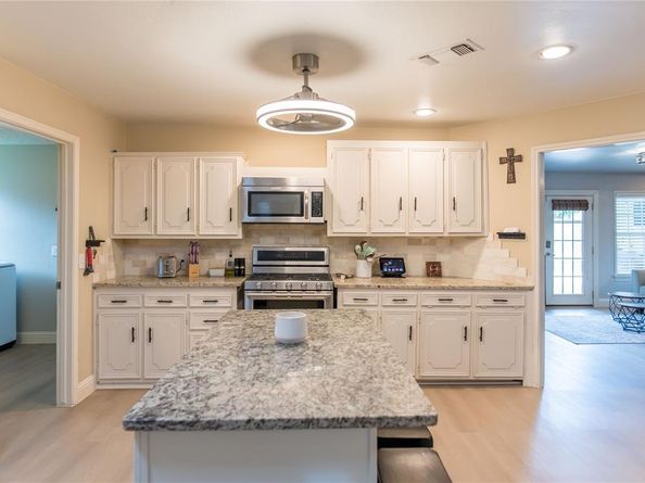 2725  Regal Road , Plano Texas 75075