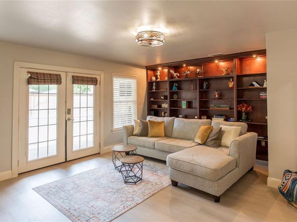 2725  Regal Road , Plano Texas 75075