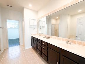 4121  Mckinney   30, Dallas Texas 75204
