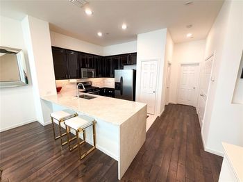 4121  Mckinney  