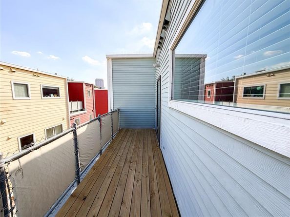 4121  Mckinney   30, Dallas Texas 75204