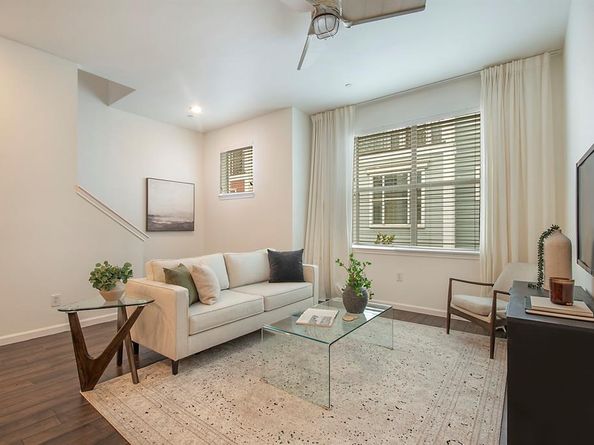 4121  Mckinney   30, Dallas Texas 75204