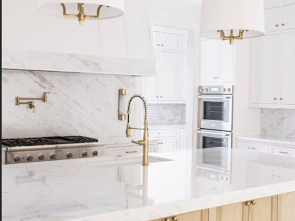 10128  Coppedge Lane , Dallas Texas 75229