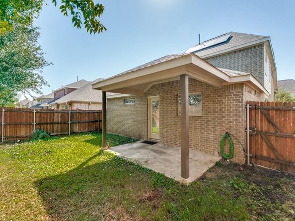 1393  Bonanza Lane , Lewisville Texas 75077