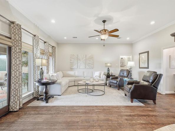2208  Southern Court , Carrollton Texas 75006