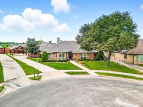 2208  Southern Court , Carrollton Texas 75006