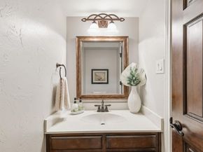2208  Southern Court , Carrollton Texas 75006