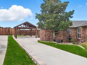2208  Southern Court , Carrollton Texas 75006