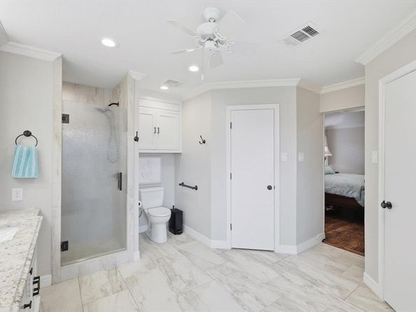 2208  Southern Court , Carrollton Texas 75006