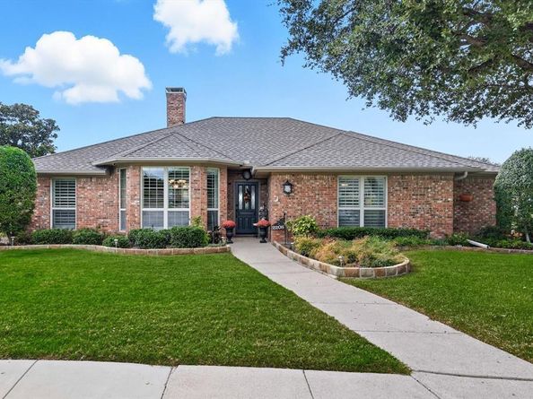 2208  Southern Court , Carrollton Texas 75006