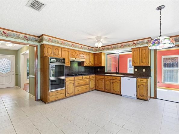 4005  Tracey Trail , Rowlett Texas 75088