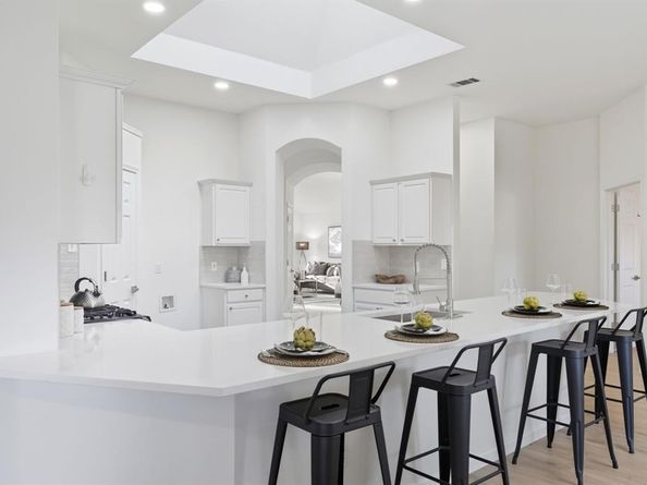 6403  St Alban Court , Arlington Texas 76001