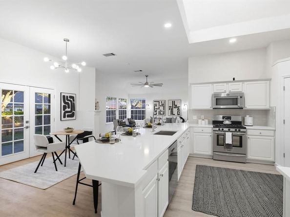 6403  St Alban Court , Arlington Texas 76001