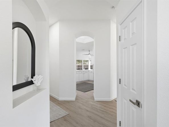 6403  St Alban Court , Arlington Texas 76001