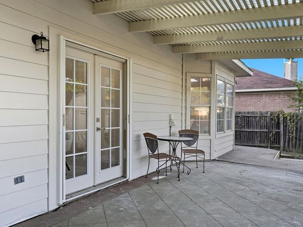 6403  St Alban Court , Arlington Texas 76001