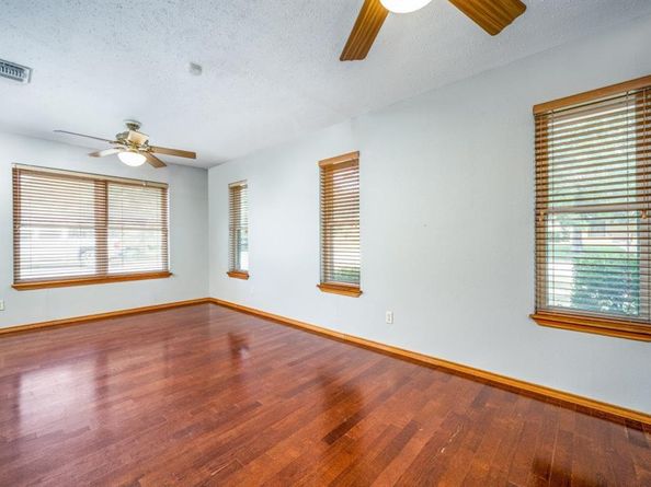 401  Northridge Street , Denton Texas 76201