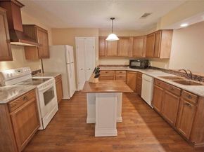 808  Arrow Wood Street , Benbrook Texas 76126