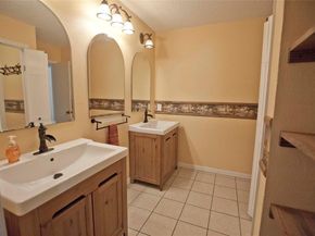 808  Arrow Wood Street , Benbrook Texas 76126