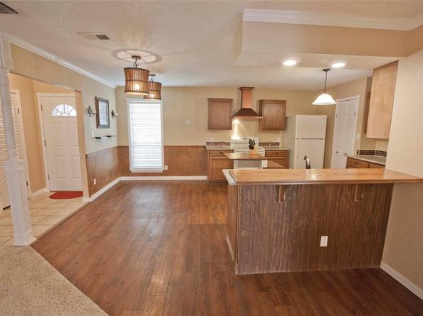 808  Arrow Wood Street , Benbrook Texas 76126
