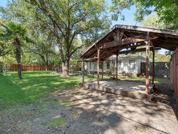 1720  Inwood Boulevard , Garland Texas 75042