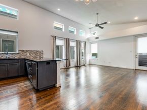 1811  Euclid Avenue  5, Dallas Texas 75206