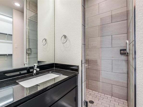 1811  Euclid Avenue  5, Dallas Texas 75206