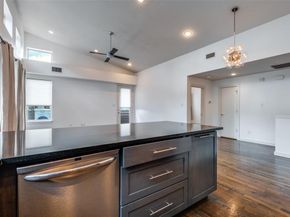 1811  Euclid Avenue  5, Dallas Texas 75206