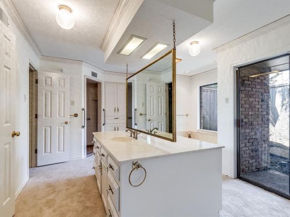 5703  Club Oaks Drive , Dallas Texas 75248