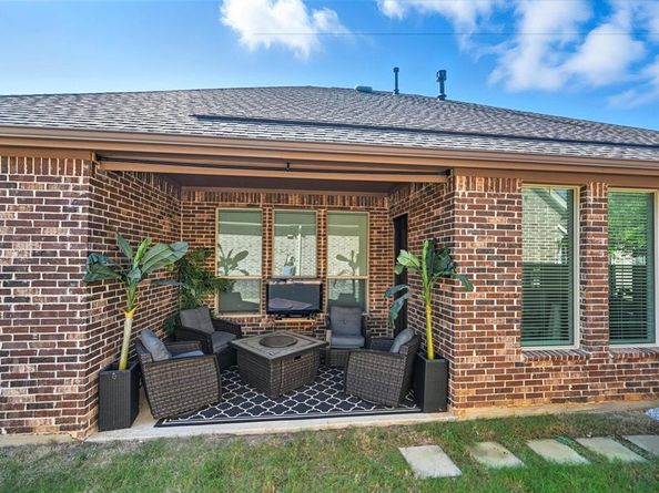 1941  Spotted Fawn Drive , Arlington Texas 76005