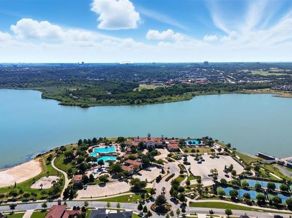 1941  Spotted Fawn Drive , Arlington Texas 76005