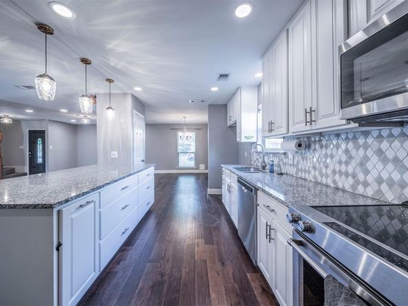 806  Rivercrest Boulevard , Allen Texas 75002