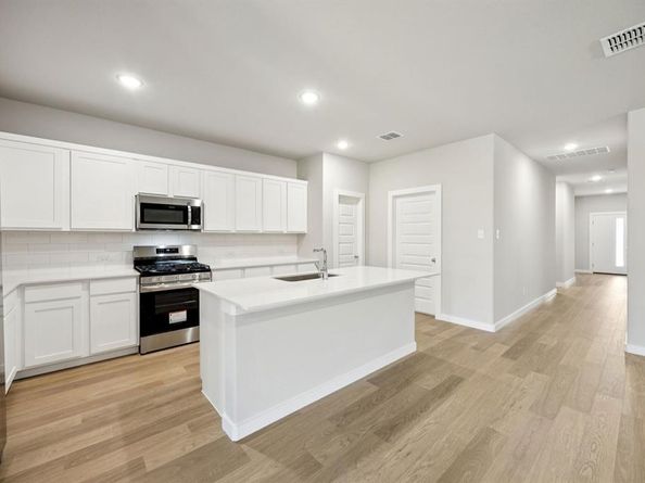 1100  Painted Sky Path , Princeton Texas 75407