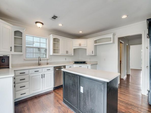 732  Equestrian Drive , Rockwall Texas 75032