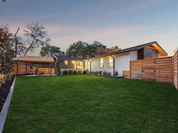 2401  Mesa Drive , Richardson Texas 75080