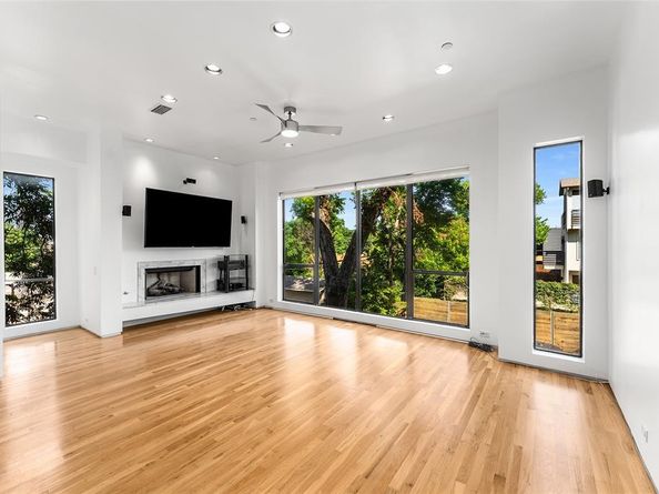 1505 N Haskell Avenue  5, Dallas Texas 75204