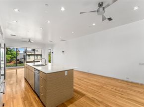 1505 N Haskell Avenue  5, Dallas Texas 75204