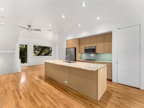 1505 N Haskell Avenue  5, Dallas Texas 75204