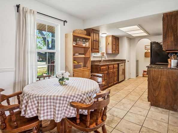 1605  San Antonio Lane , Garland Texas 75042