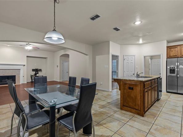 8302  Munich Drive , Rowlett Texas 75089