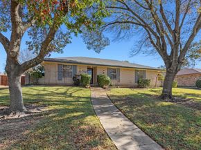 416  Newcastle Drive , DeSoto Texas 75115